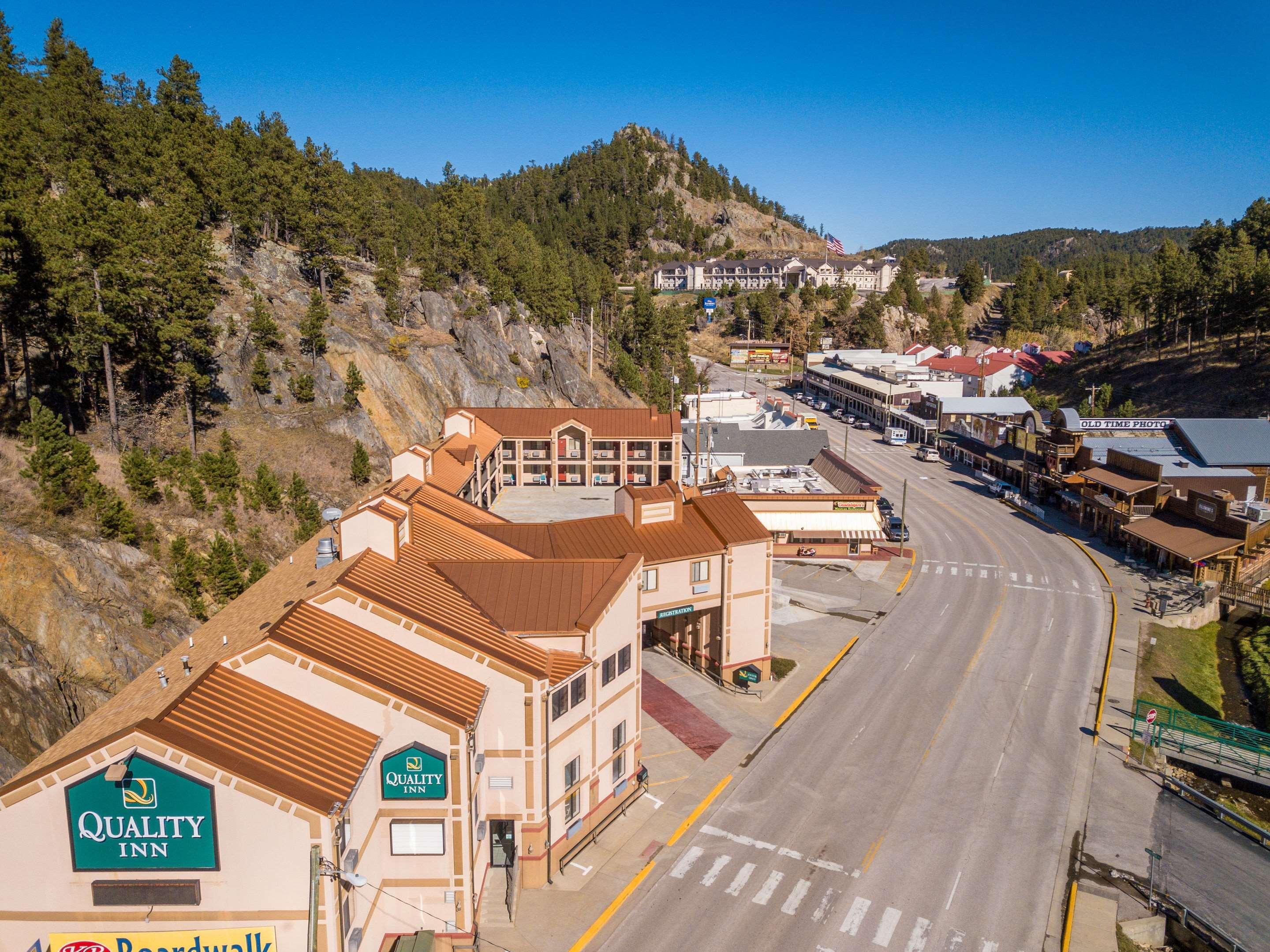 Quality Inn Keystone Near Mount Rushmore Exterior photo